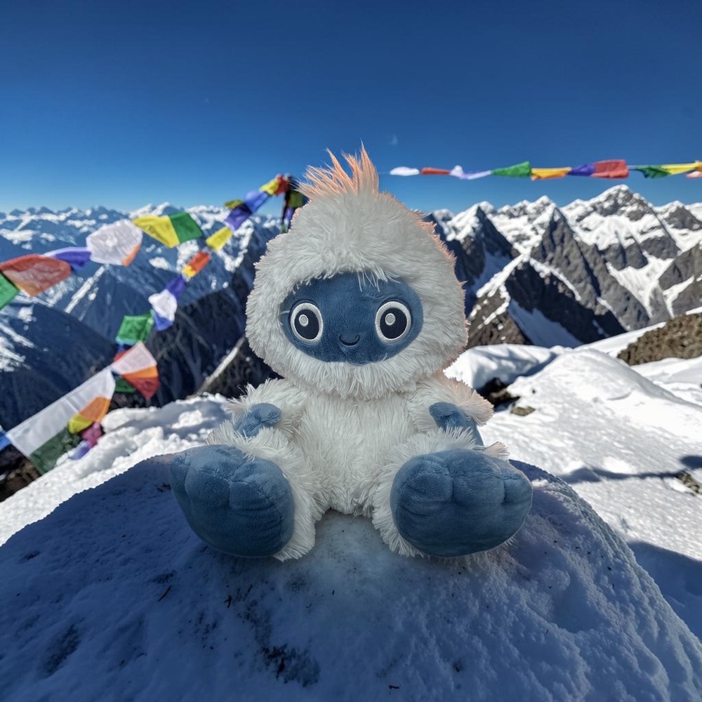Disney Parks Expedition Everest Yeti Plush White Blue Shaggy Snow Monster 12in